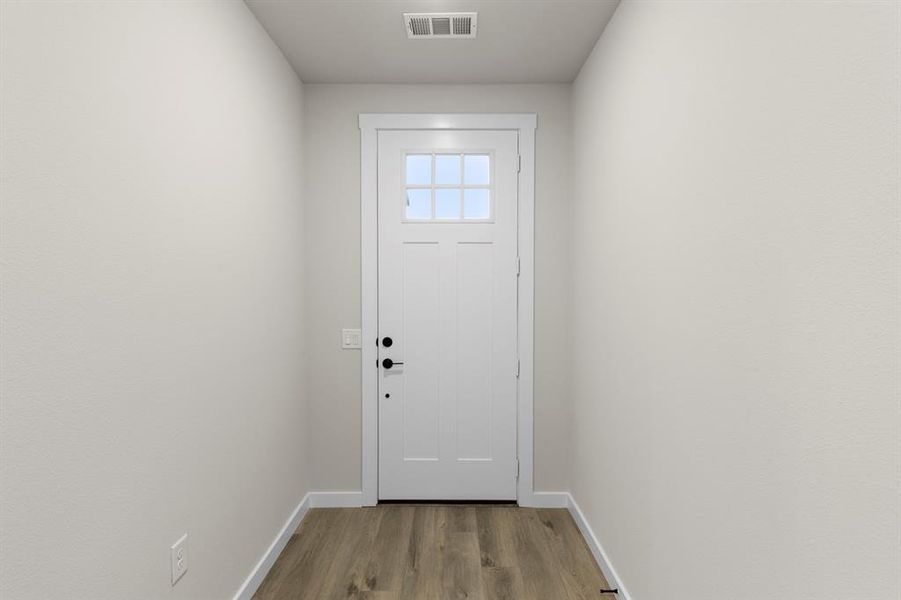 9011 Indianola_2541_Boulder_Entry