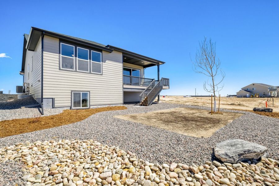 8720 San Diego - Rear Exterior