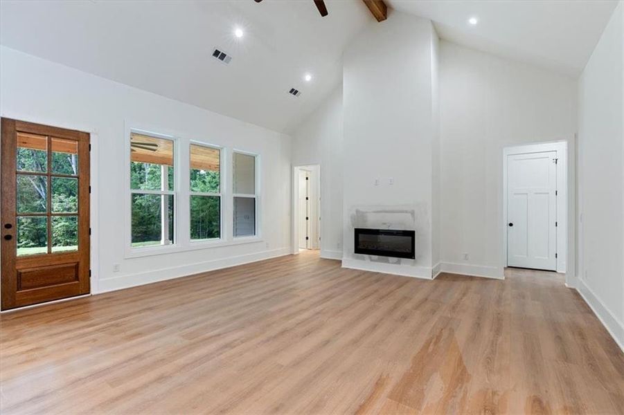 Image 36 of a home in .