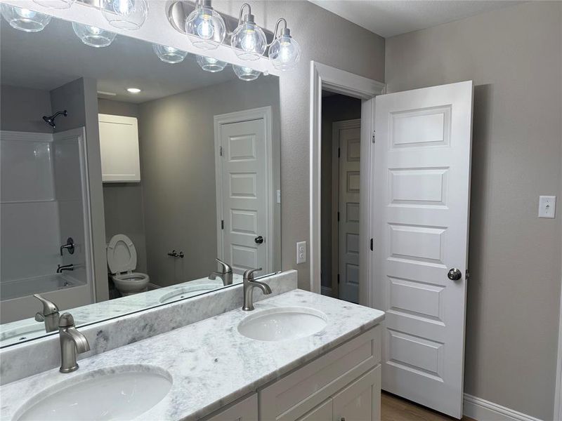 Furnished interior view inside a new home in , Abilene (Image 3).