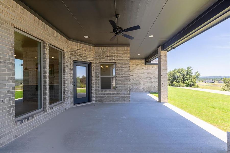 View of patio / terrace with ceiling fan