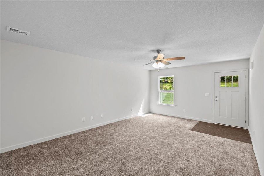 Spacious, unfurnished interior of a new home in Gentry Place, Spartanburg (Image 6).