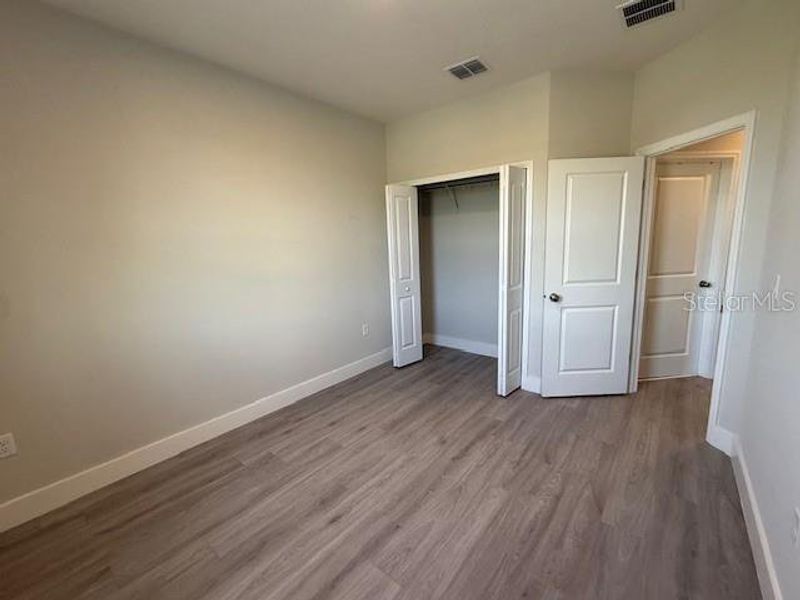 Spacious, unfurnished interior of a new home in , Winter Garden (Image 80).