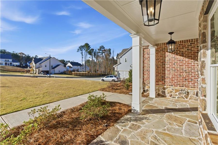 Exterior details and patio area of a home in Ford Landing, Acworth (Image 28).