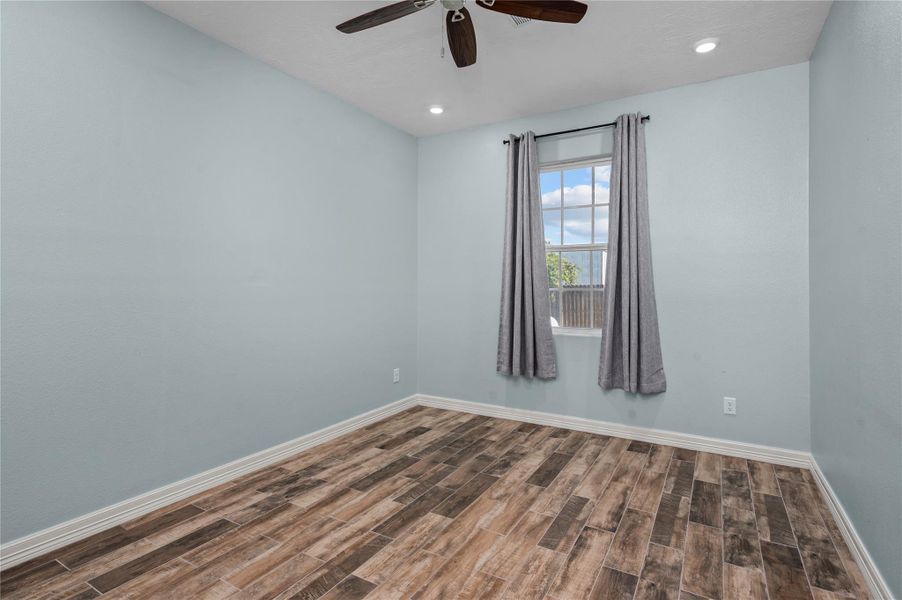 Image 22 of a home in .