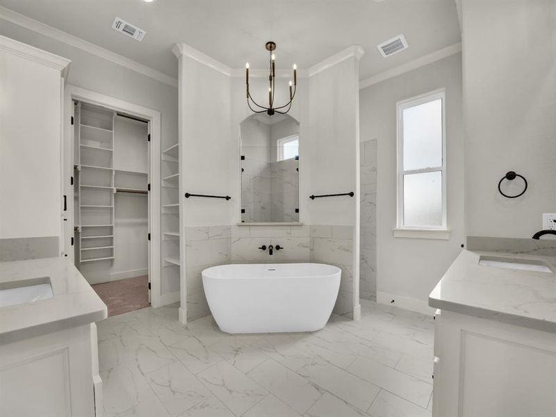 Furnished interior view inside a new home in , Weatherford (Image 10).