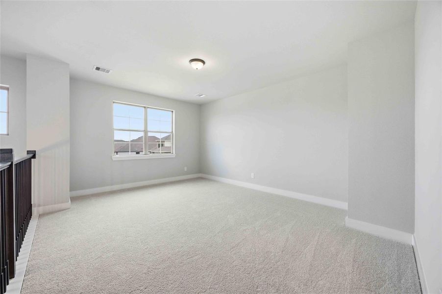 Spacious, unfurnished interior of a new home in Sunterra 50s, Katy (Image 20). Spacious, unfurnished interior of a new home in Sunterra 50s, Katy (Image 20).