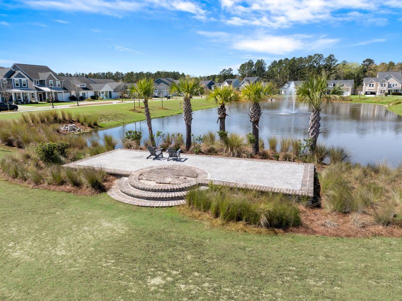 Community amenities in Sweetgrass at Summers Corner, Summerville (Image 50).