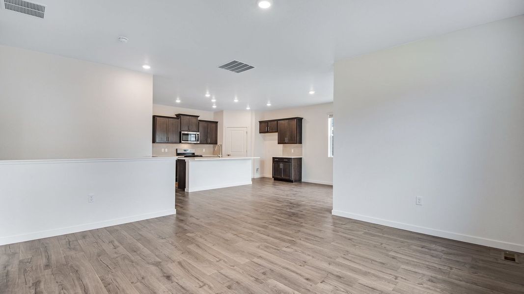 Spacious, unfurnished interior of a new home in Trails at Crowfoot, Parker (Image 16).