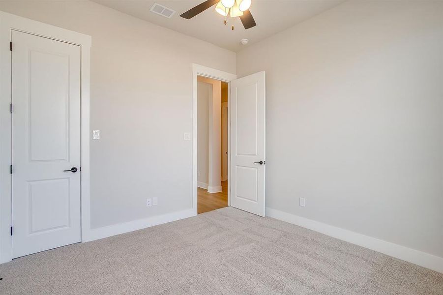Spacious, unfurnished interior of a new home in , Waxahachie (Image 29). Spacious, unfurnished interior of a new home in , Waxahachie (Image 29).