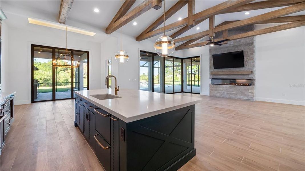 Community amenities in , Sorrento (Image 54).