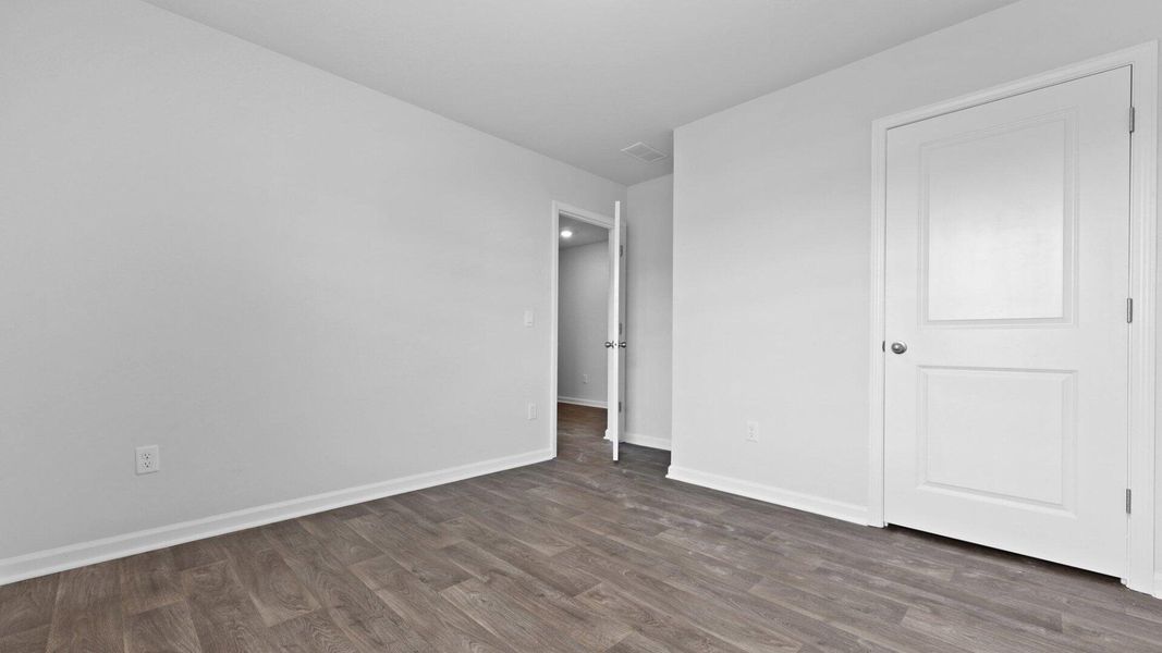 Spacious, unfurnished interior of a new home in Center Pointe, Santee (Image 13).