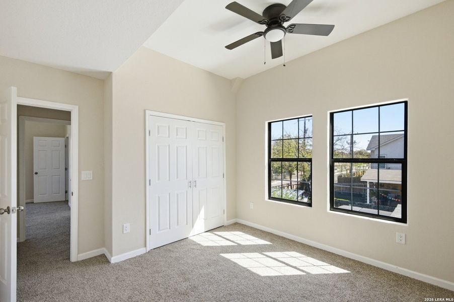 Spacious, unfurnished interior of a new home in , San Antonio (Image 9).