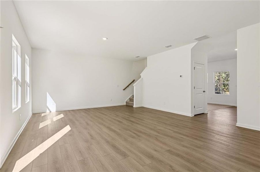 Spacious, unfurnished interior of a new home in Langston Reserve, Cartersville (Image 12).