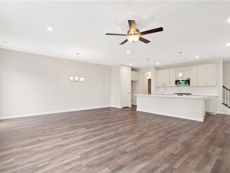 Spacious, unfurnished interior of a new home in The Village at Shallowford, Kennesaw (Image 17).