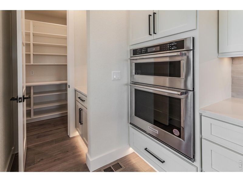 Furnished interior view inside a new home in Harvest Ridge, Berthoud (Image 16).