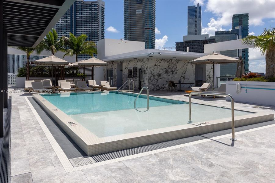 Condo located in Miami, FL showcasing its design and architecture (Image 29). Condo located in Miami, FL showcasing its design and architecture (Image 29).