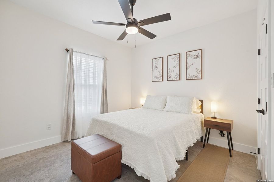 Furnished interior view inside a new home in , La Vernia (Image 7).