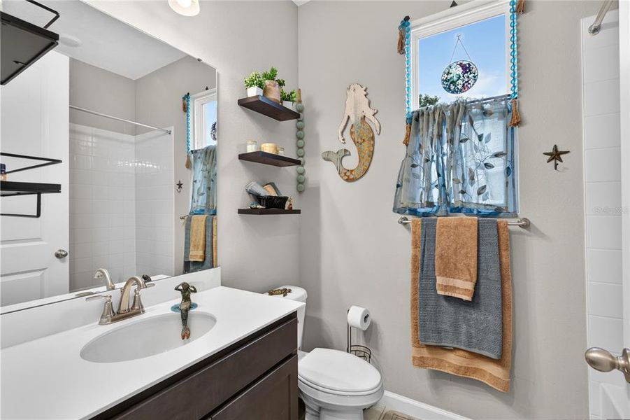 Furnished interior view inside a new home in , Tavares (Image 28).
