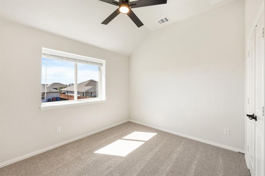 Spacious, unfurnished interior of a new home in Waterscape, Royse City (Image 21).