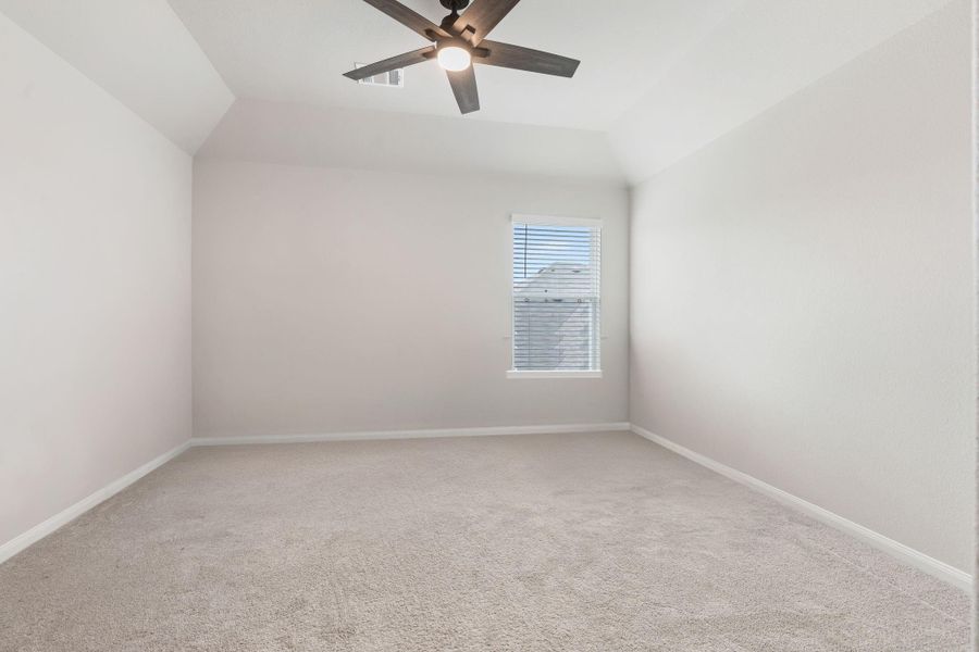 Spacious, unfurnished interior of a new home in Madison Bend, Conroe (Image 19). Spacious, unfurnished interior of a new home in Madison Bend, Conroe (Image 19).
