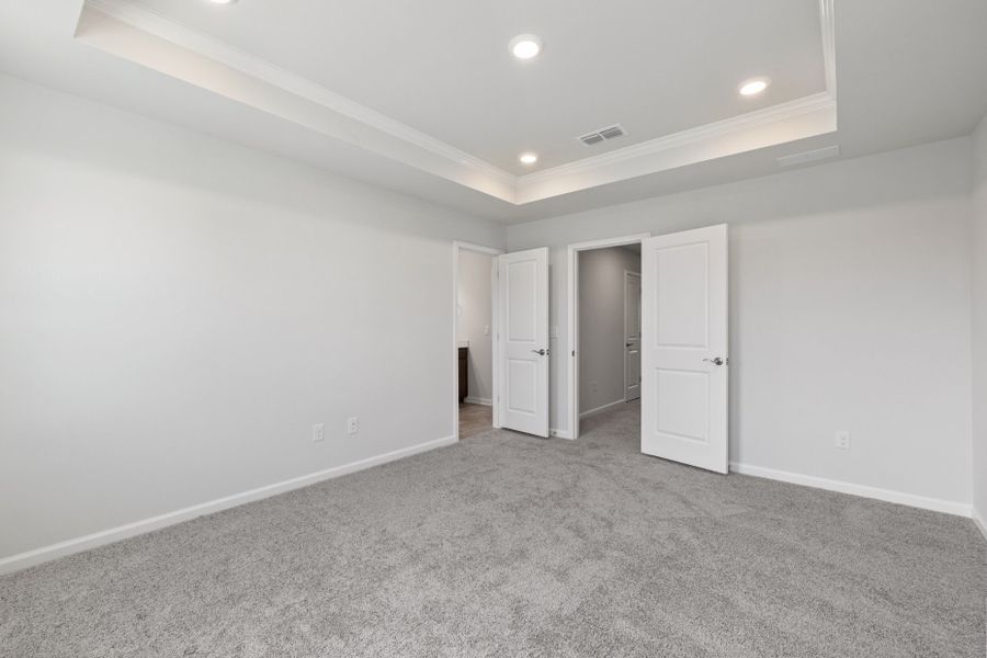 Spacious, unfurnished interior of a new home in McConnell Ridge, McLeansville (Image 33).