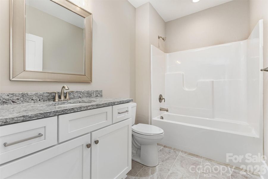 Lower Level Bath 4