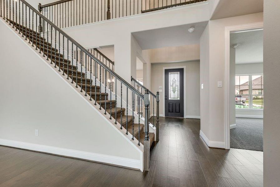 Spacious, unfurnished interior of a new home in Monterra, Fate (Image 25). Spacious, unfurnished interior of a new home in Monterra, Fate (Image 25).