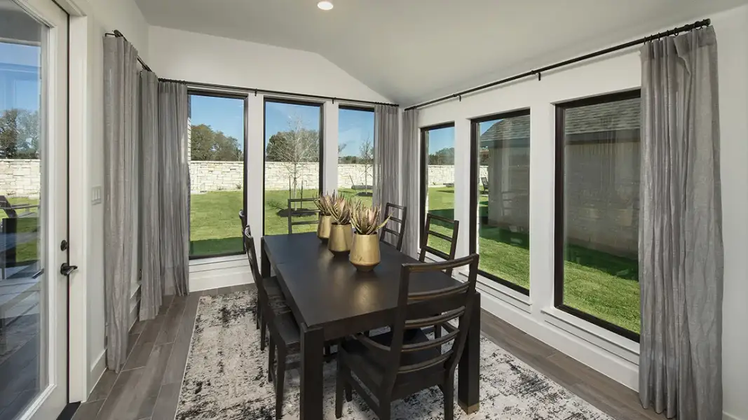 Representative furnished interior of a home built from the 2916W by Perry Homes in Veramendi, New Braunfels (Image 25).