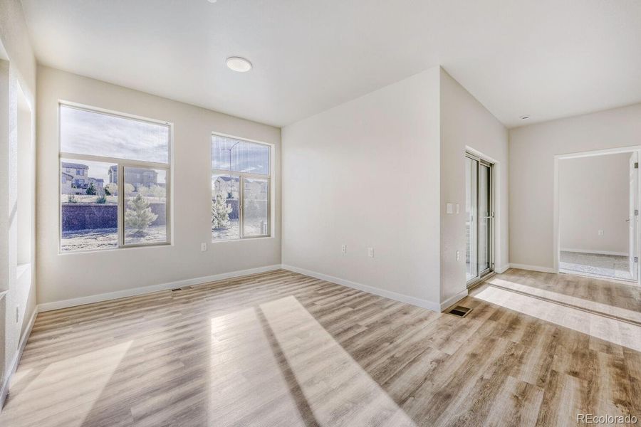 Spacious, unfurnished interior of a new home in Knolls, Westminster (Image 39).