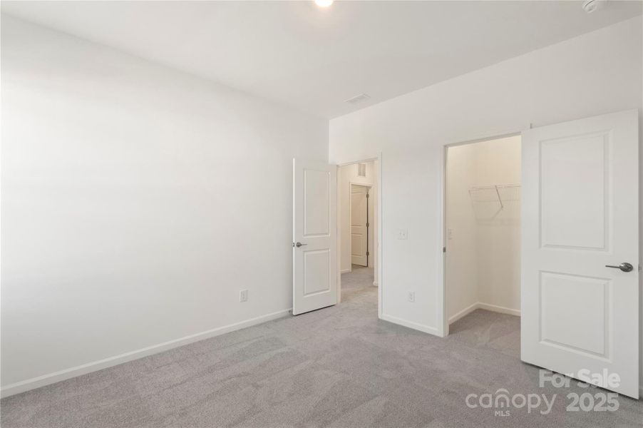 Spacious, unfurnished interior of a new home in , Indian Land (Image 20).