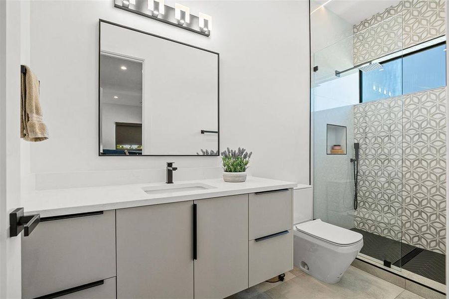 Furnished interior view inside a new home in , Sarasota (Image 27).