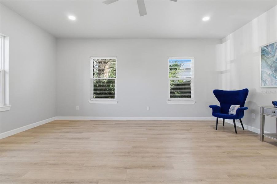 Spacious, unfurnished interior of a new home in , St. Petersburg (Image 47).