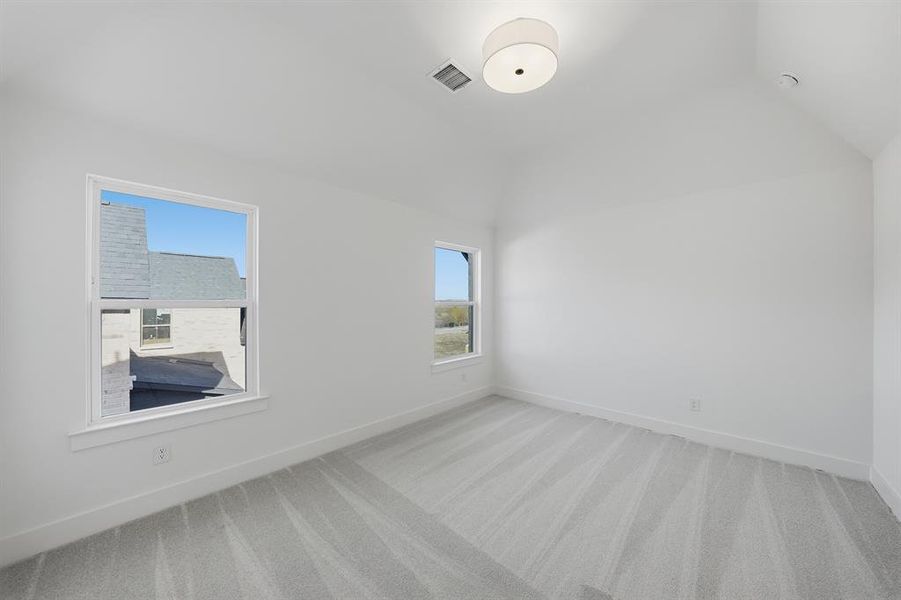 Spacious, unfurnished interior of a new home in Estates at Rockhill, Frisco (Image 29).