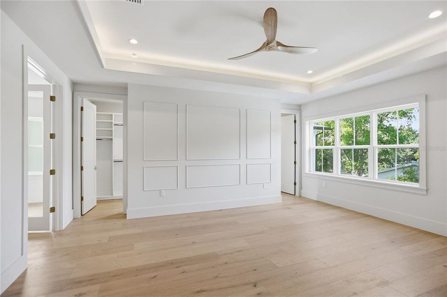 Spacious, unfurnished interior of a new home in , Winter Garden (Image 43).