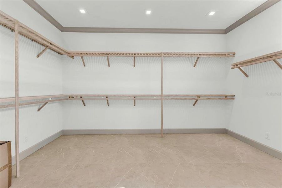 Spacious, unfurnished interior of a new home in , Punta Gorda (Image 40).