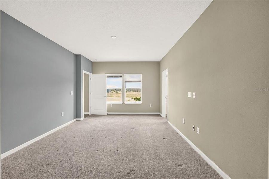 Spacious, unfurnished interior of a new home in , Alachua (Image 38). Spacious, unfurnished interior of a new home in , Alachua (Image 38).