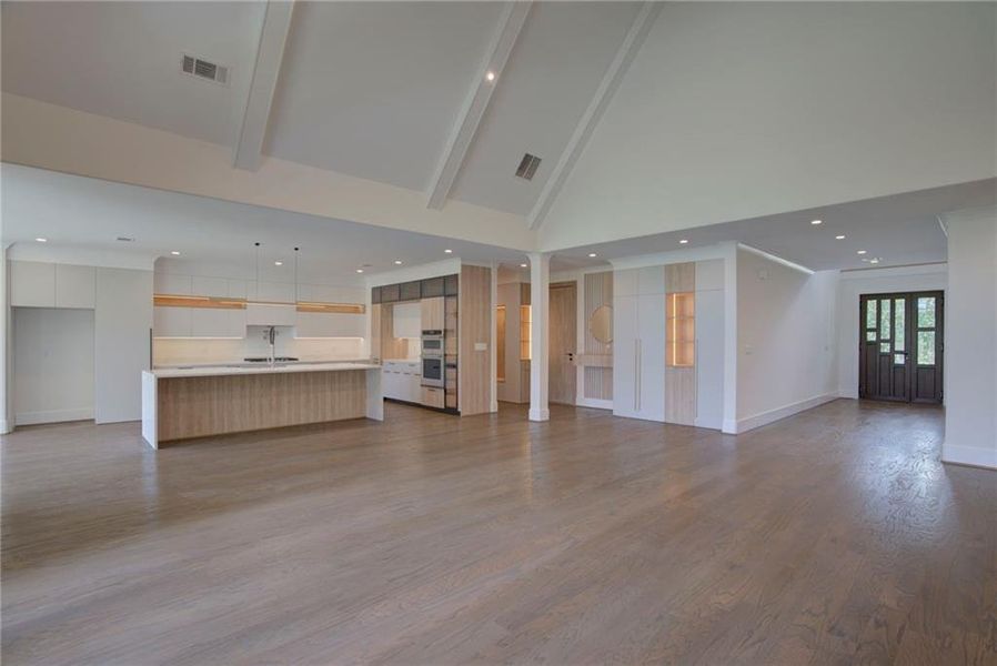 Spacious, unfurnished interior of a new home in , Sugar Hill (Image 61).