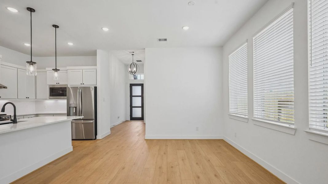 Image 24 representing the Oxford by Chesmar Homes in Parkside on the River, Georgetown, TX.