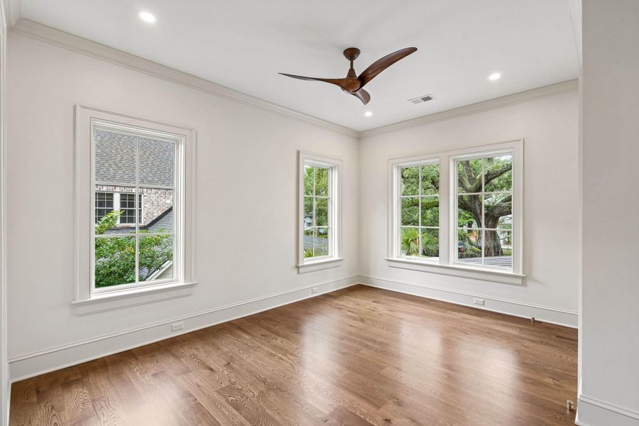 Spacious, unfurnished interior of a new home in , Mount Pleasant (Image 26).