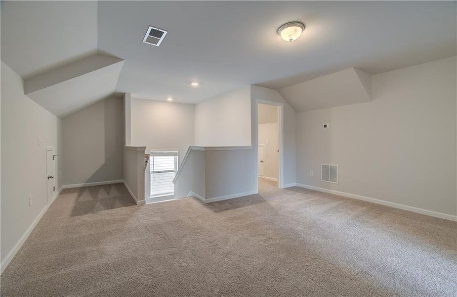 Spacious, unfurnished interior of a new home in Cooper Park, McDonough (Image 26).