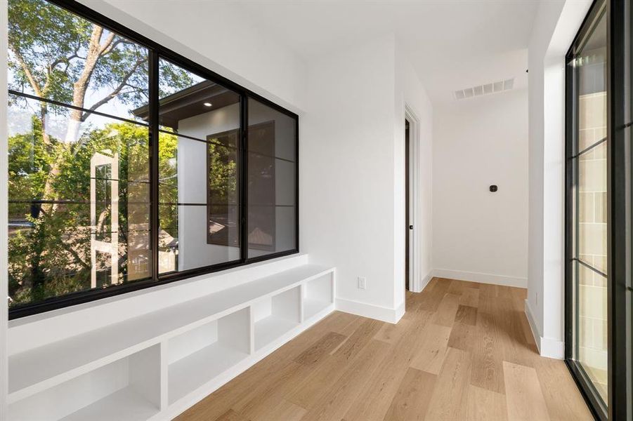 Image 38 of a home in .