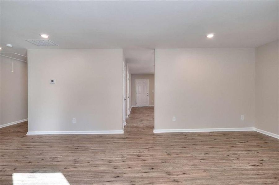 Spacious, unfurnished interior of a new home in , Monroe (Image 20).