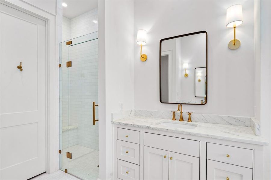 Furnished interior view inside a new home in , Malakoff (Image 35).