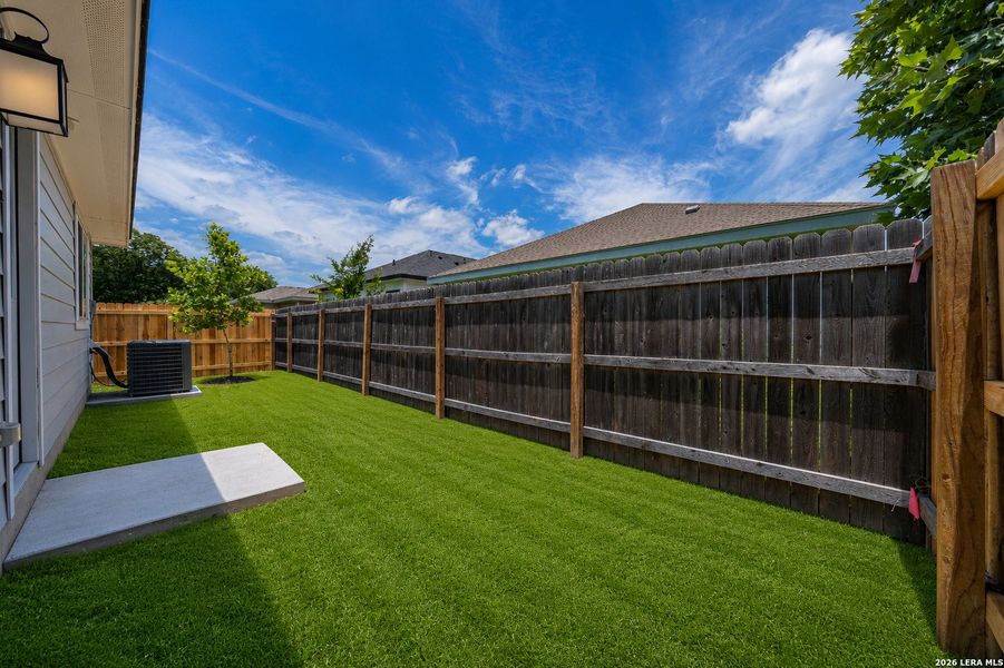 Exterior details and patio area of a home in , Seguin (Image 17).