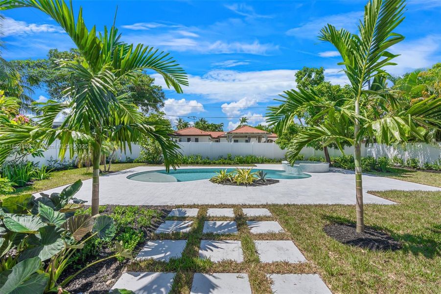 Image 35 of a home in .