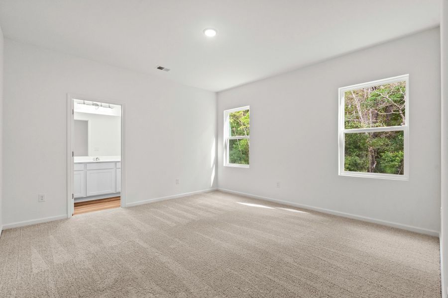 Representative unfurnished interior of a home built from the Sterling by Starlight Homes in Eagles Landing, Elgin (Image 20).