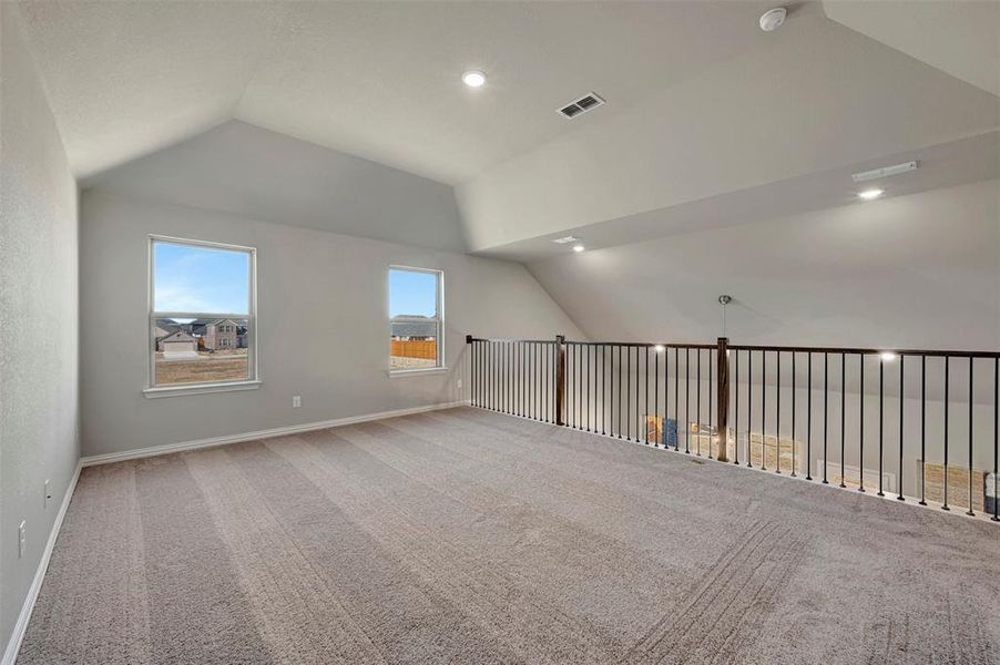 Spacious, unfurnished interior of a new home in Sagebrook, Argyle (Image 33).