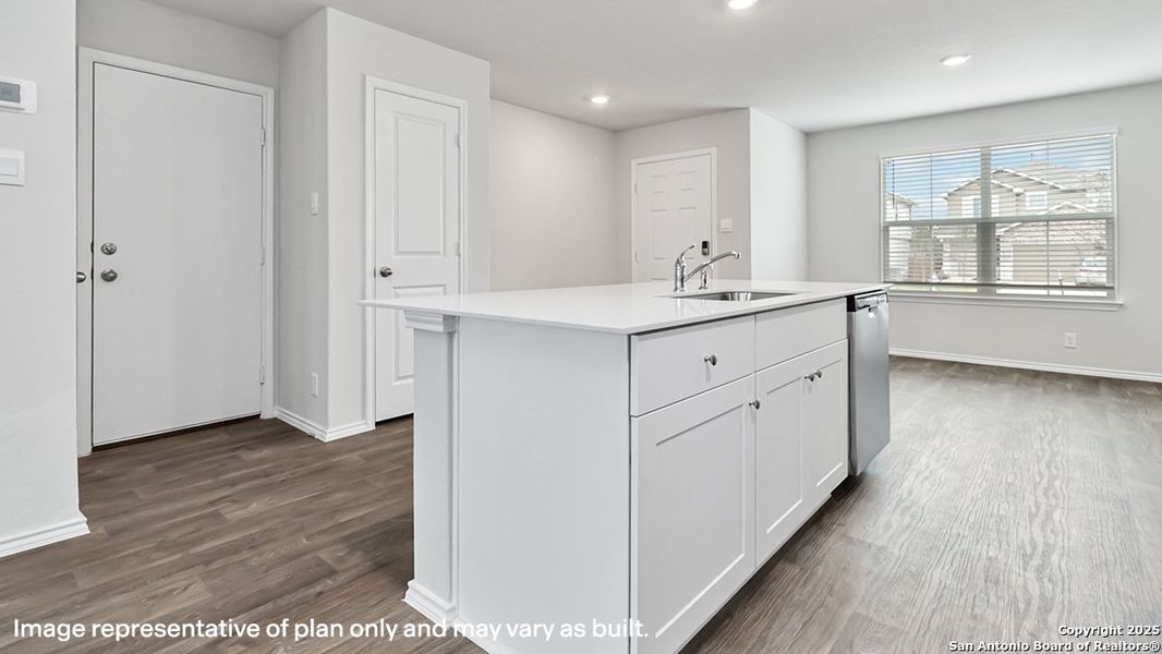 Furnished interior view inside a new home in Redbird Ranch, San Antonio (Image 8). Furnished interior view inside a new home in Redbird Ranch, San Antonio (Image 8).