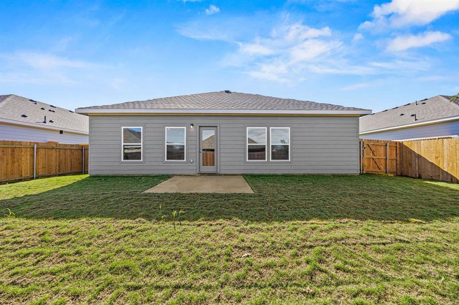 Exterior details and patio area of a home in MiraVerde, Crowley (Image 4).
